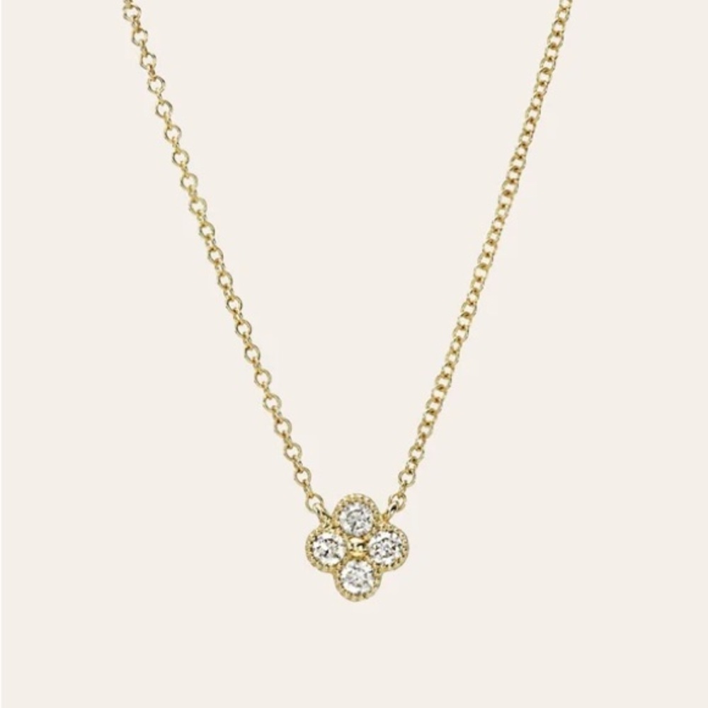 Gold Studded Mini Clover Pendent Necklace NWT